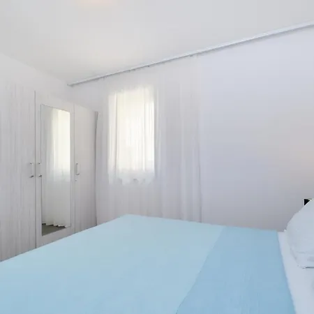 Apartment House Torre Mali Losinj